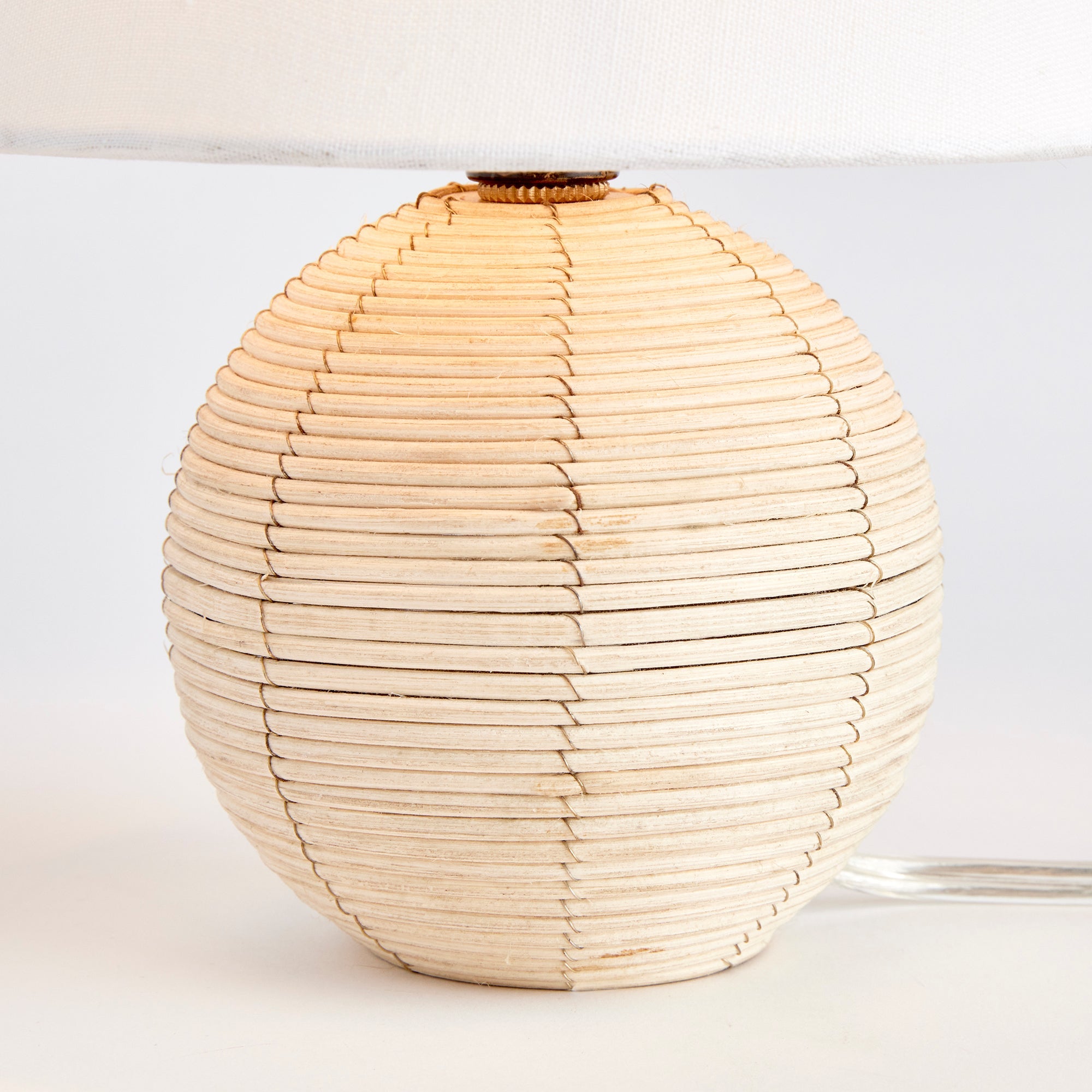 Design Shop Maye Sphere Mini Lamp