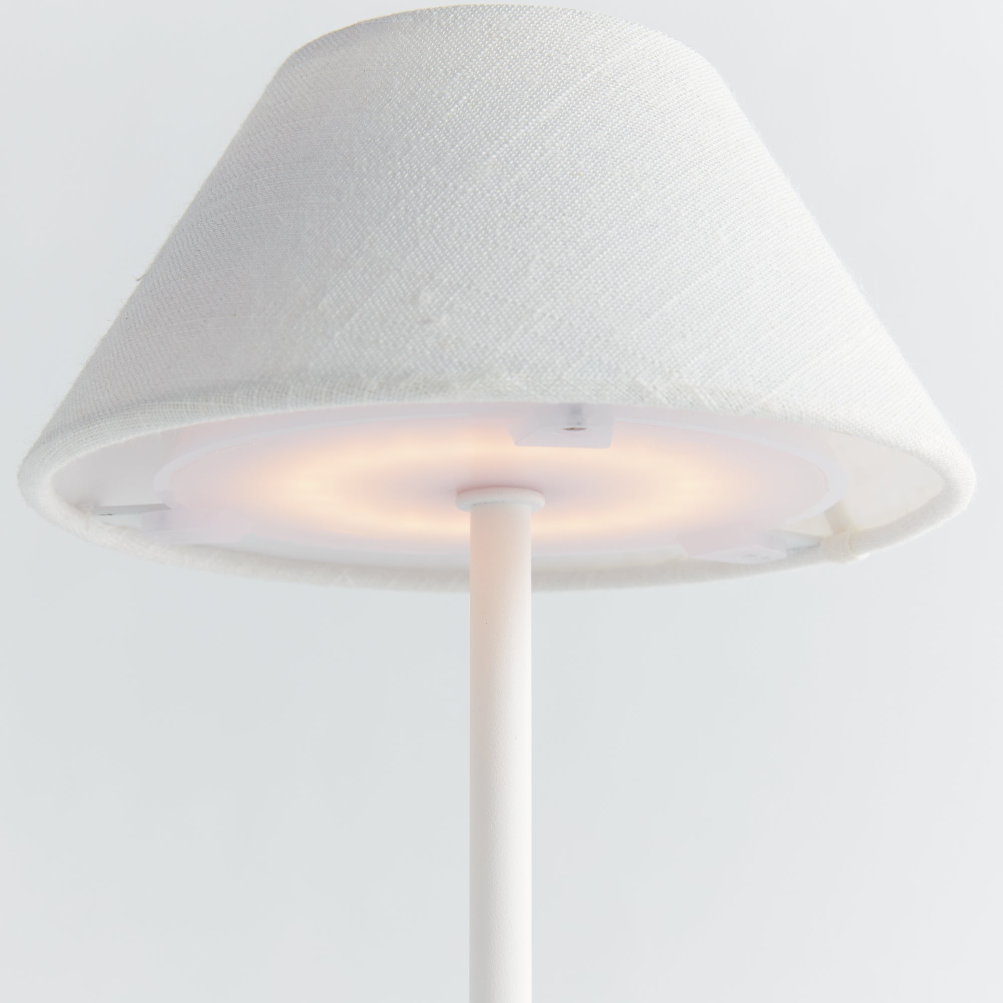 Design Shop Alluna Cordless Led Lamp 10"