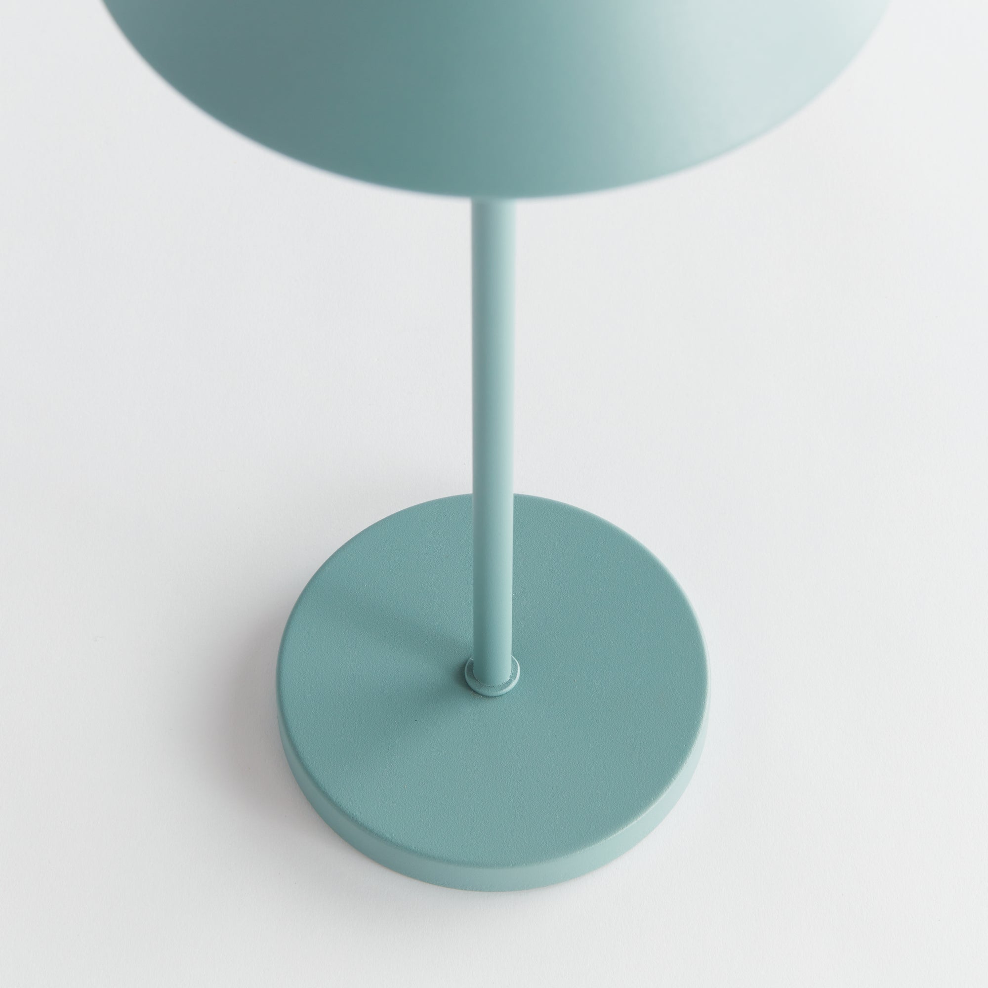 Design Shop Alluna Cordless Led Lamp 14"