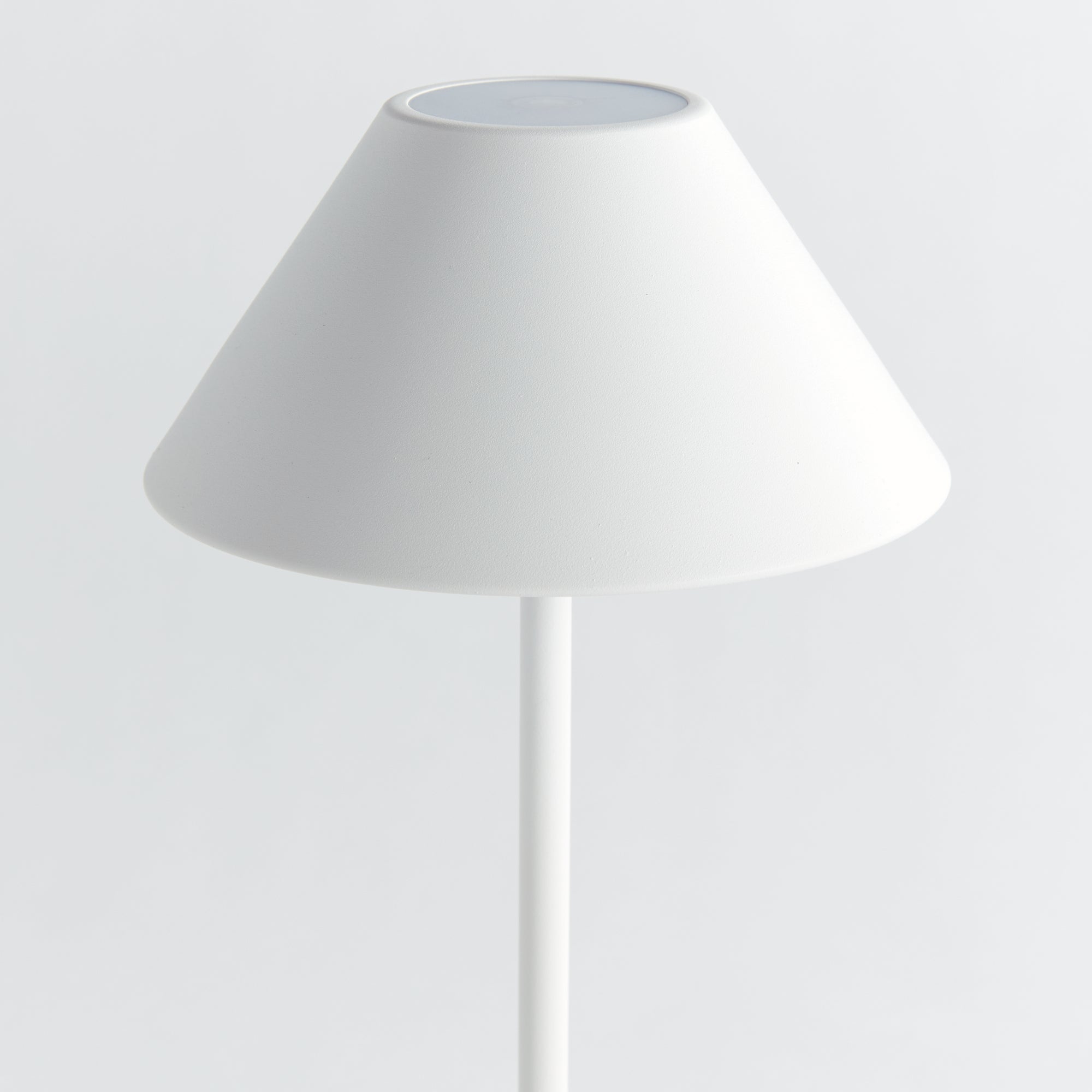 Design Shop Alluna Cordless Led Lamp 14"