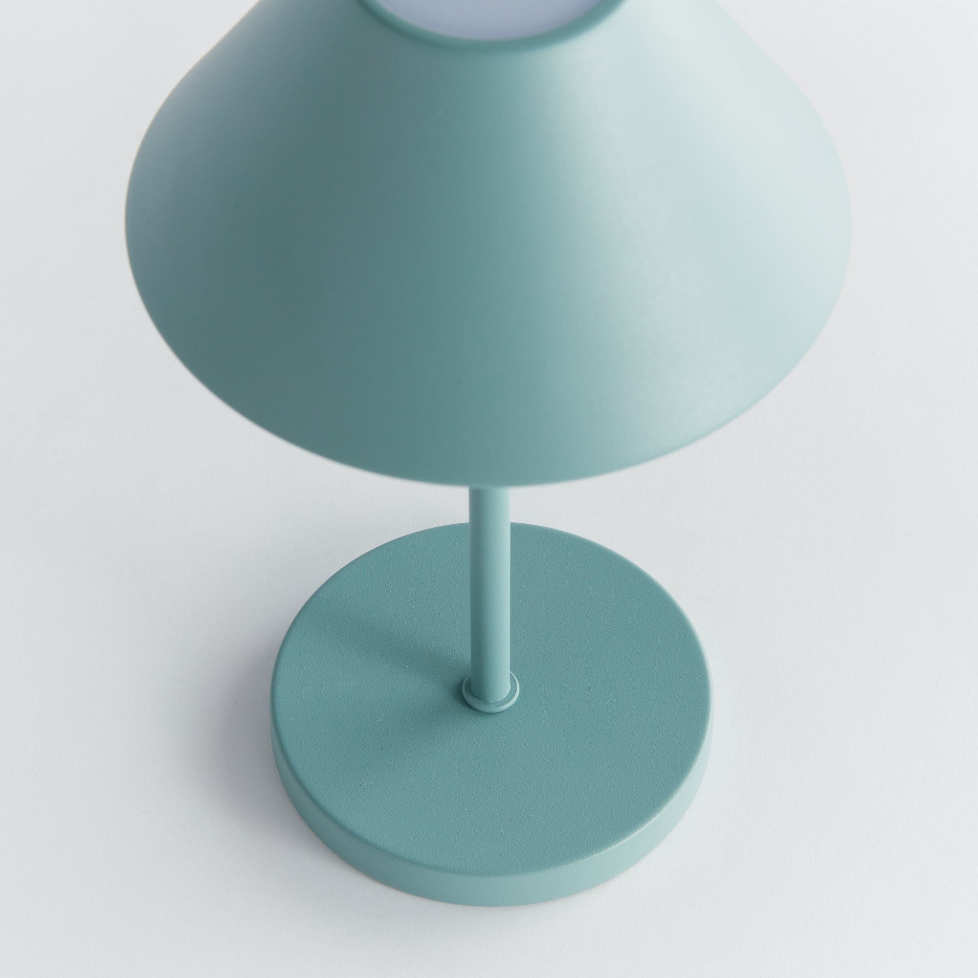 Design Shop Alluna Cordless Led Lamp 10"