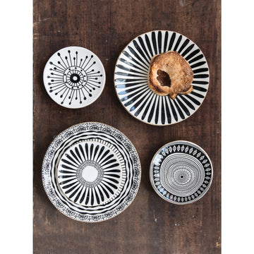 Design Shop Stoneware Plate, Set of 4