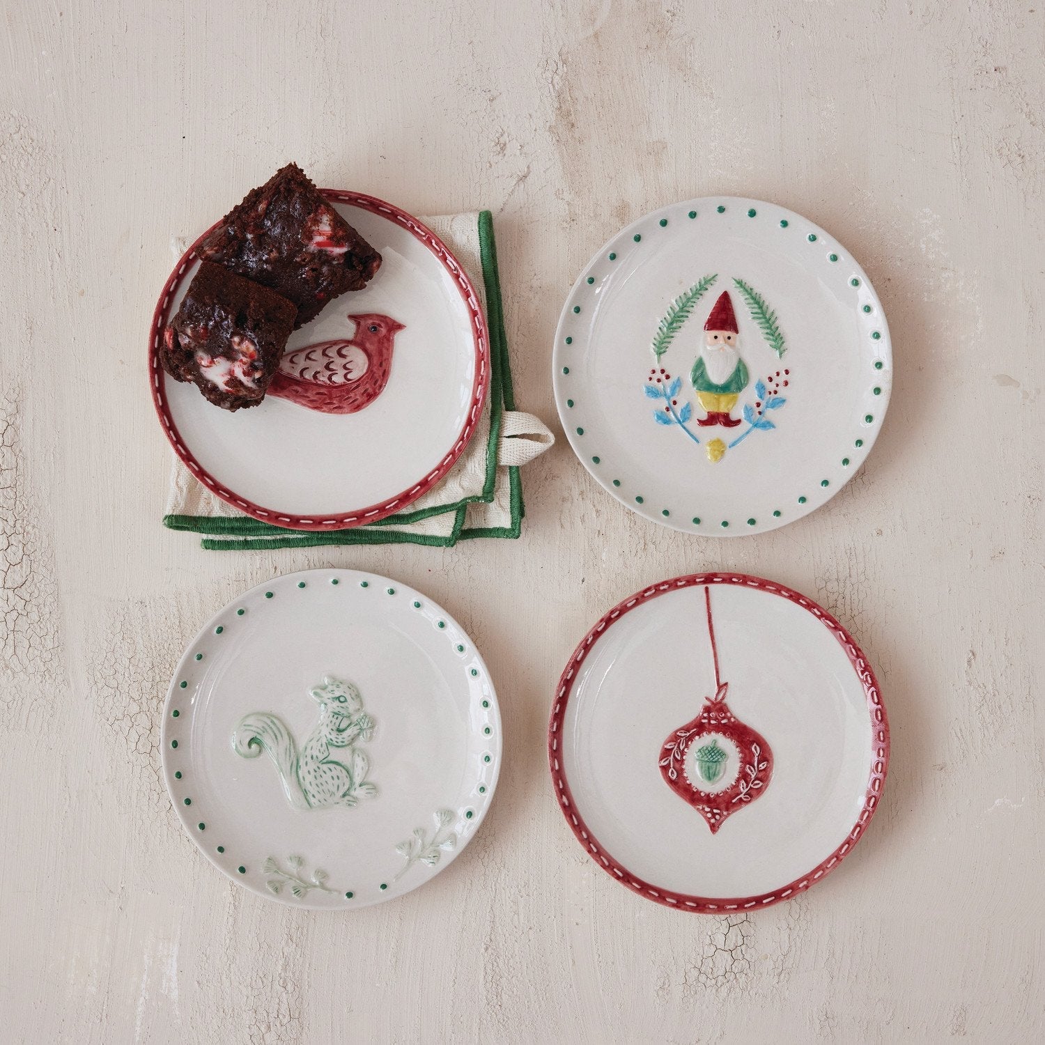 Design Shop Hand-Painted Embossed Stoneware Plate with Holiday Image, Set of 4